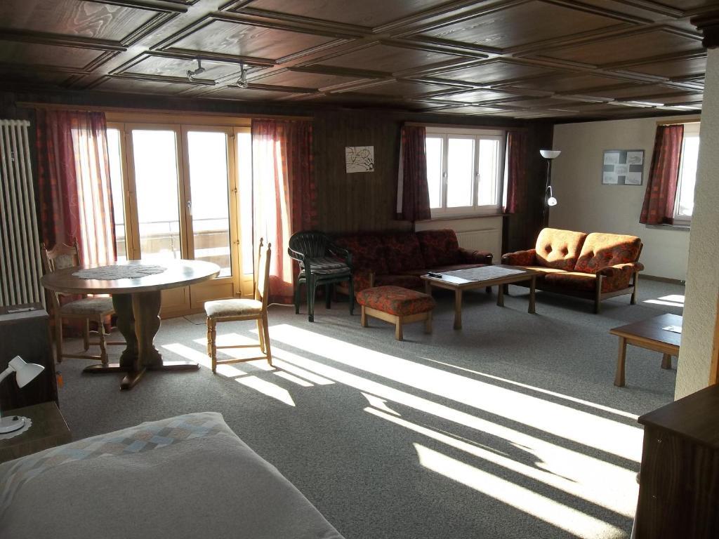 Hotel Old-Jnn Saas im Prattigau Zimmer foto